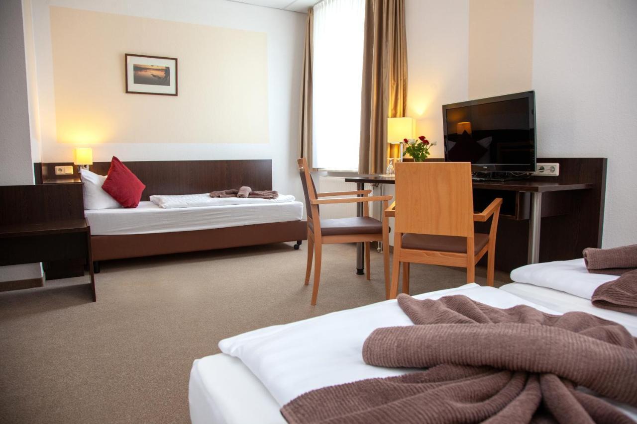 Seehotel Zum Loewen Strasen Eksteriør bilde